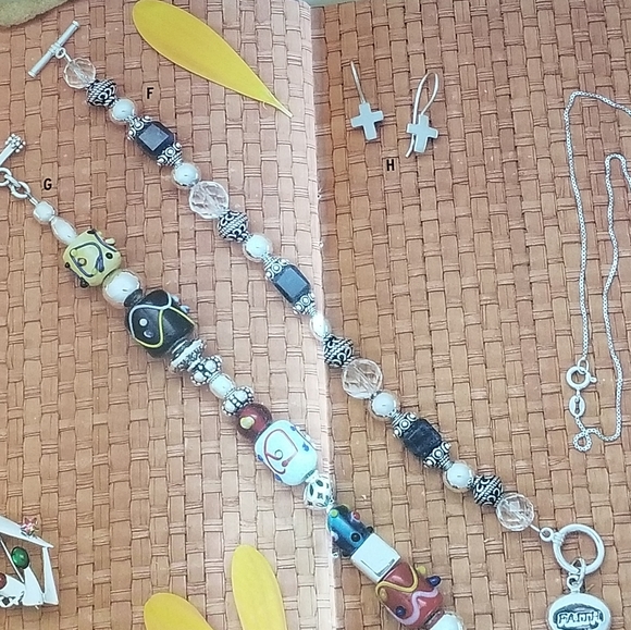 Silpada Sterling Silver Faith Bracelet - Picture 5 of 10